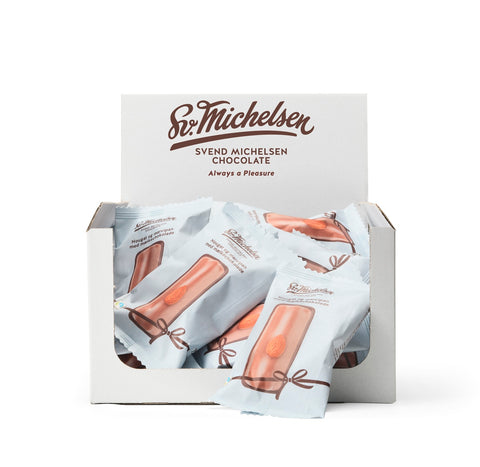 Nougatmarsipan med ljus choklad petit four ask - 600g - 24 st