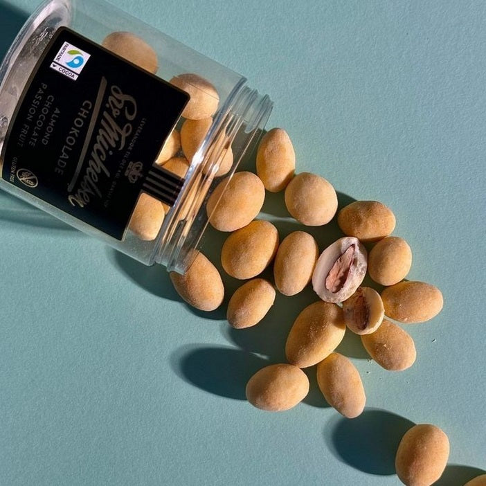 Mandel med hvid chokolade og passionsfrugt