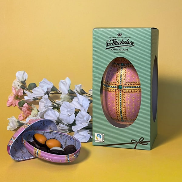 Årets Fabergéägg med 12 fyllda ägg