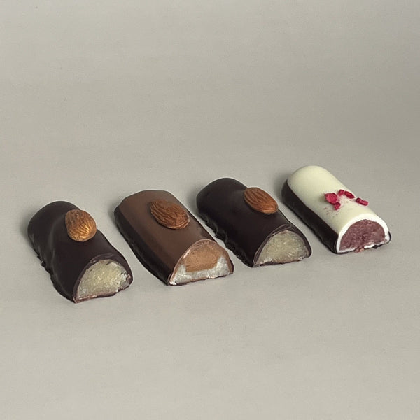 4 petit fours - marsipan favoriter
